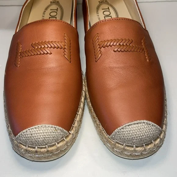 Tod’s Light Brown Leather Whipstitched Espadrilles